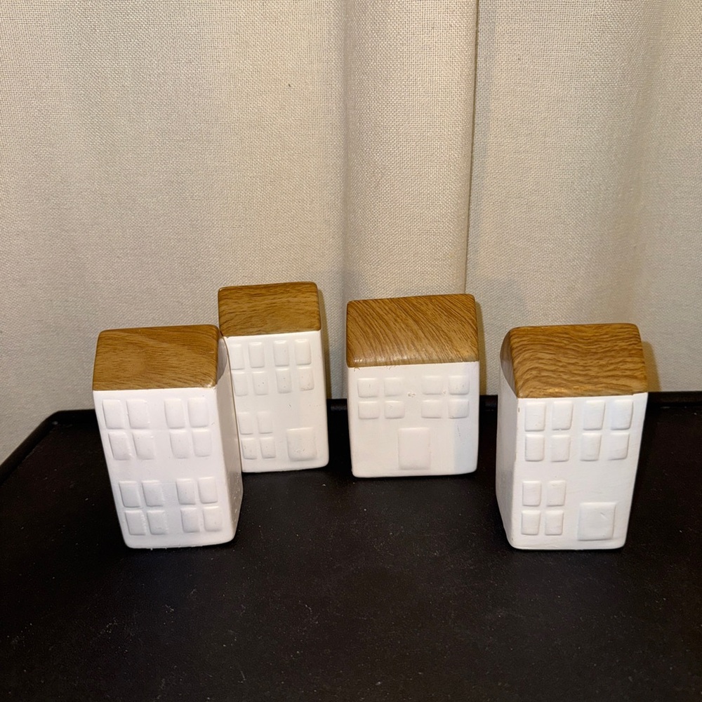 Target White ceramic Christmas homes - Picture 2 of 5